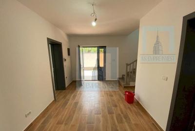 Casa/Villa, singur in curte - zona Codlea (ID:12793) - 4