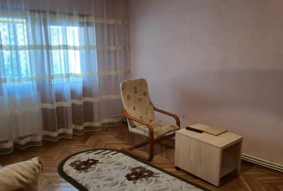 Apartament cu 3 camere decomandat în Central - 2