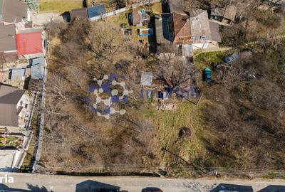 Teren de 2035 mp, în Galata - 2