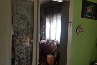 Casă cu 3 camere cu Teren 720 Mp în Simeria - 1