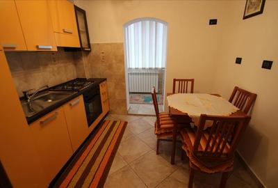 Apartament cu 2 camere decomandat în 9 Mai - 2