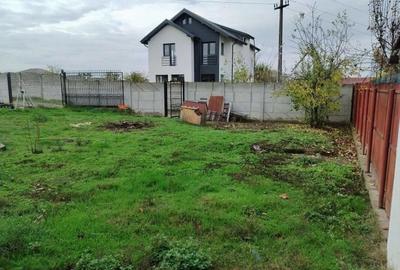 Teren Construcții intravilan de 812 mp, în Lăpuș Argeș