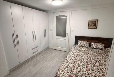 Apartament cu 3 camere semidecomandat, mobilat în Hipodrom 3 - 3
