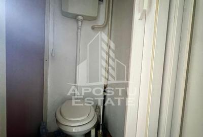 Casă cu 3 camere cu Canalizare în Central - 2
