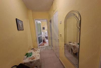 Apartament cu 2 camere decomandat în Calea Dumbrăvii - 3