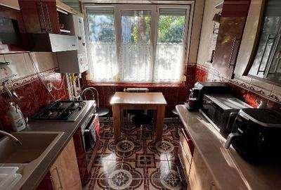 De inchiriat apartament 3 camere Micro 16 - 3