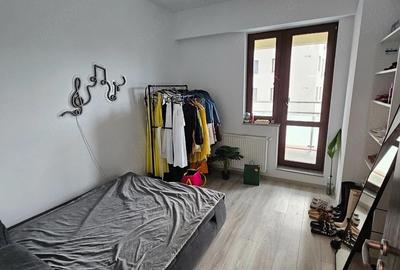 Apartament cu 3 camere semidecomandat în Central - 2