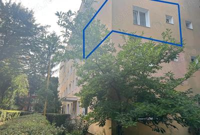 Privat, vand apartament 3 camere, str. Neptun, et. 2 4 - 1