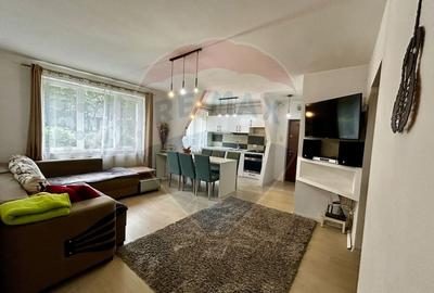 Apartament cu 3 camere decomandat în Central - 1