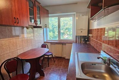 Apartament cu 2 camere decomandat în Central - 2