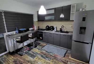Apartament cu 3 camere decomandat în Aeroport - 1