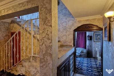 Casă cu 6 camere cu Teren 698 Mp în Sânmartin - 11