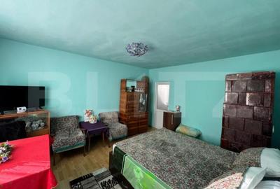 Casă cu 3 camere cu Teren 1079 Mp în Central - 2