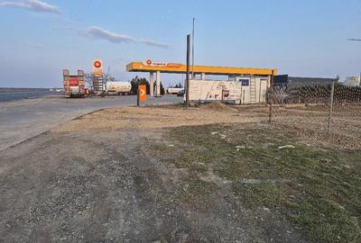 Teren de 5000 mp, în Central - 8