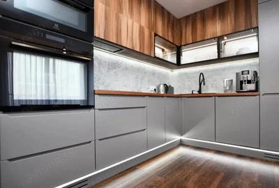 Apartament cu 2 camere decomandat în Eroii Revoluției