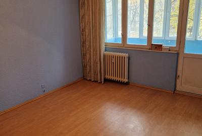 OBOR COLENTINA LANGA COMPLEXUL ROSEGARDEN - 2