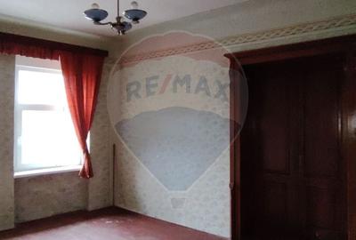 Apartament cu 4 camere de vânzare în zona Central - 4