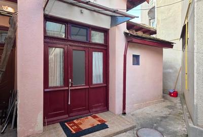 CENTRU 2 CORPURI DE CASA DIN CARAMIDA 5 CAMERE 2 BAI 2 BUCATARII UTILITATI, GAZE - 4