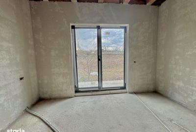 Casă cu 4 camere în Câmpenești - 1