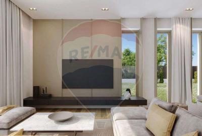 Casă cu 4 camere cu Piscina în Central