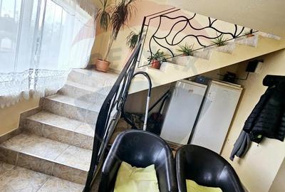 Casă cu 5 camere cu Teren 3072 Mp în Cicârlău - 18