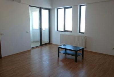 Apartament cu 3 camere decomandat în Vitan - 2