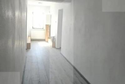 Apartament cu 3 camere decomandat în Semicentral - 11