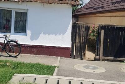 Casă cu 3 camere în Central - 2