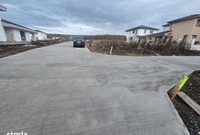 Teren de 908 mp, în Corunca