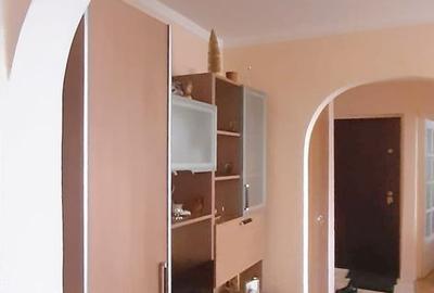 Apartament cu 3 camere decomandat în Central - 4