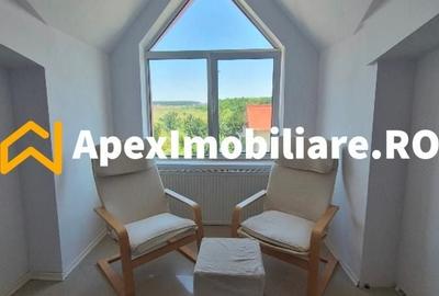 Apartament cu 3 camere semidecomandat în Central