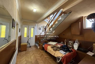 Casă individuală cu 4 camere cu Canalizare în Central - 3