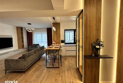 Apartament cu 3 camere semidecomandat în Central