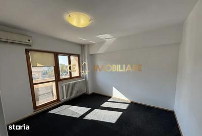 Spațiu comercial, de 94 mp, în Centrul Civic