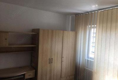 Apartament cu 3 camere decomandat în Tineretului - 3