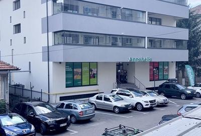 Spațiu comercial, de 144 mp, în Central - 2
