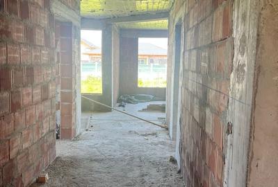 Casă cu 4 camere în Central - 6