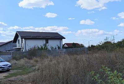 Teren de 525 mp, în Central