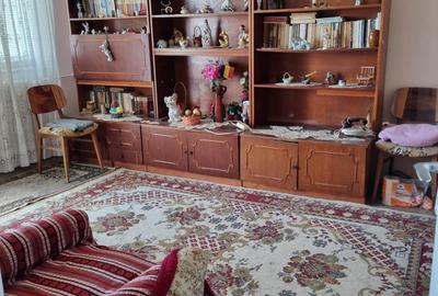 Apartament cu 2 camere decomandat, mobilat în Tomis Nord