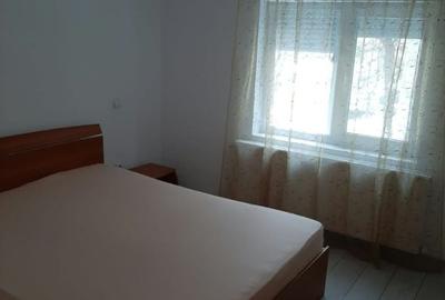 Apartament cu 3 camere decomandat în Nord