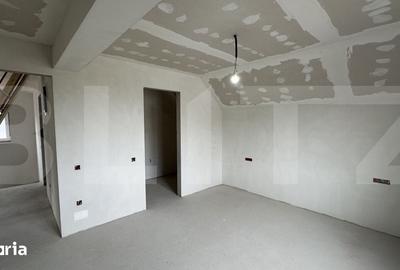 Casă cu 5 camere cu Teren 1000 Mp în Feleacu