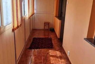 Apartament cu 3 camere decomandat în Central - 8