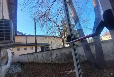 Spațiu comercial, de 996 mp, în Central - 1