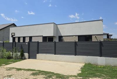 Casă cu 4 camere cu Teren 429 Mp în Berceni