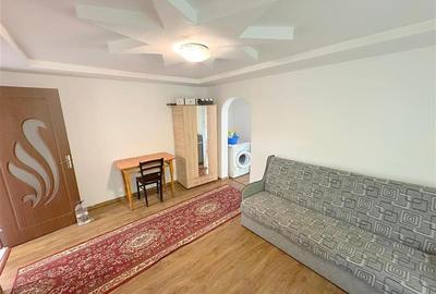 Apartament cu 2 camere semidecomandat în Mioriței
