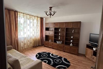 Apartament cu 2 camere decomandat în Calea București - 4