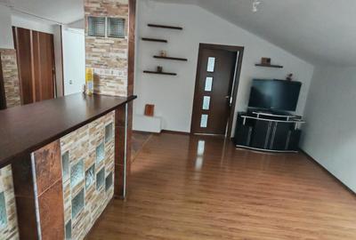 Apartament cu 2 camere decomandat în Florești