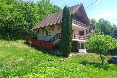 Casă cu 4 camere în Sovata - 2