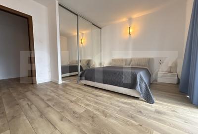 Apartament cu 5 camere decomandat, mobilat în Bună Ziua