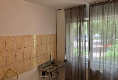 Apartament cu 2 camere semidecomandat în Tătărași - 1